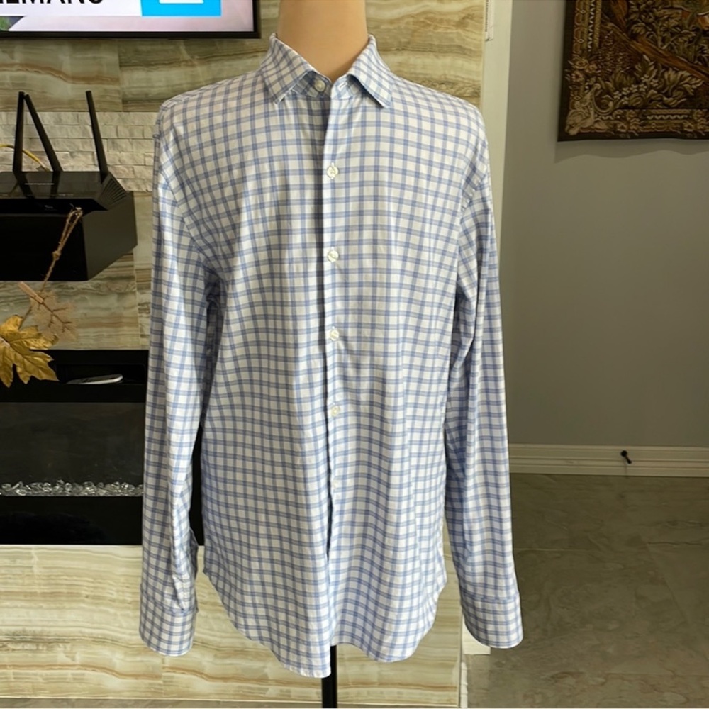 Bonobos Slim Fit Blue Checker Long Sleeve Button Down.‎ Size M